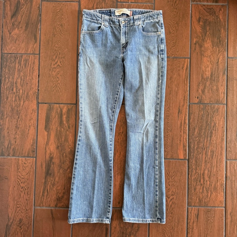 Vintage Levis 525 Jeans Nouveau Low Bootcut Y2K 2000s Medium Wash‎ Size 8M